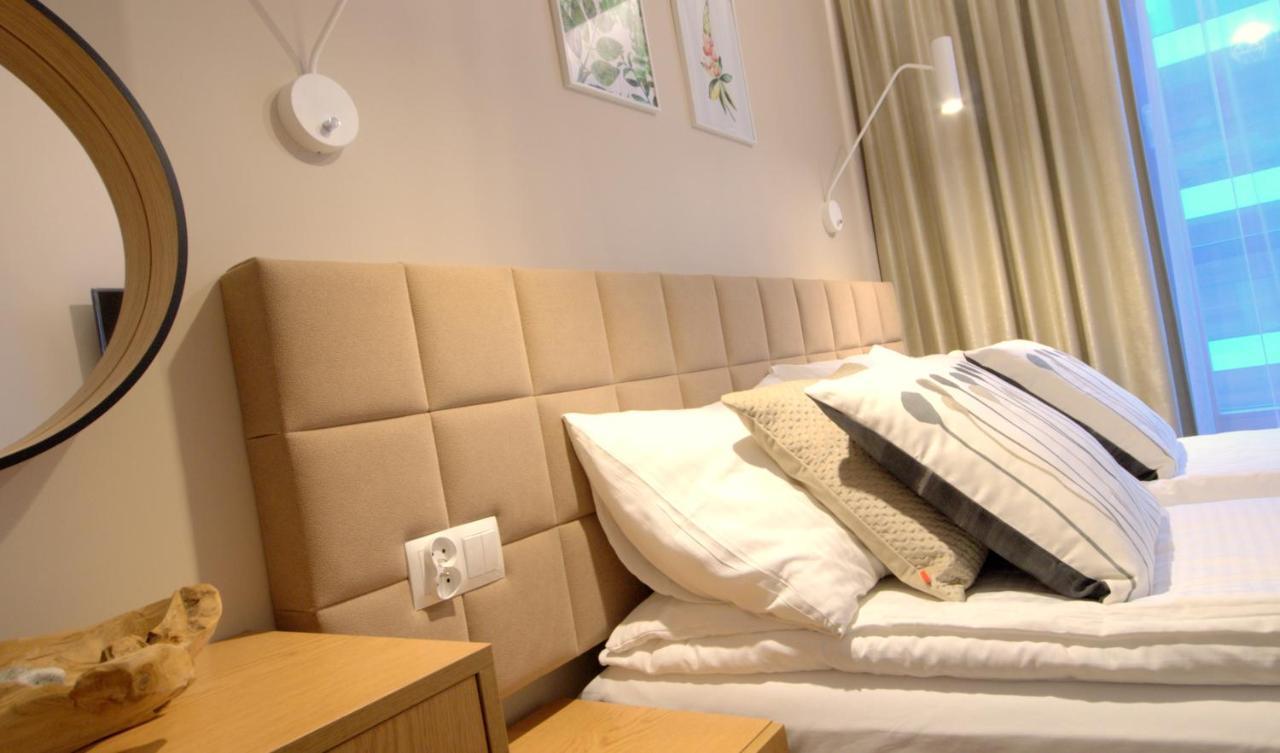 Irs Royal Apartments Apartamenty Irs Bursztynowa Гданск Екстериор снимка