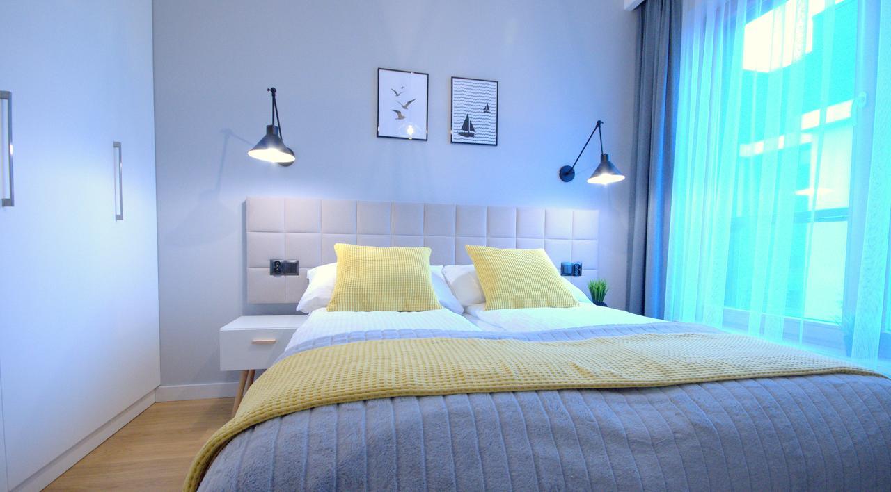 Irs Royal Apartments Apartamenty Irs Bursztynowa Гданск Екстериор снимка
